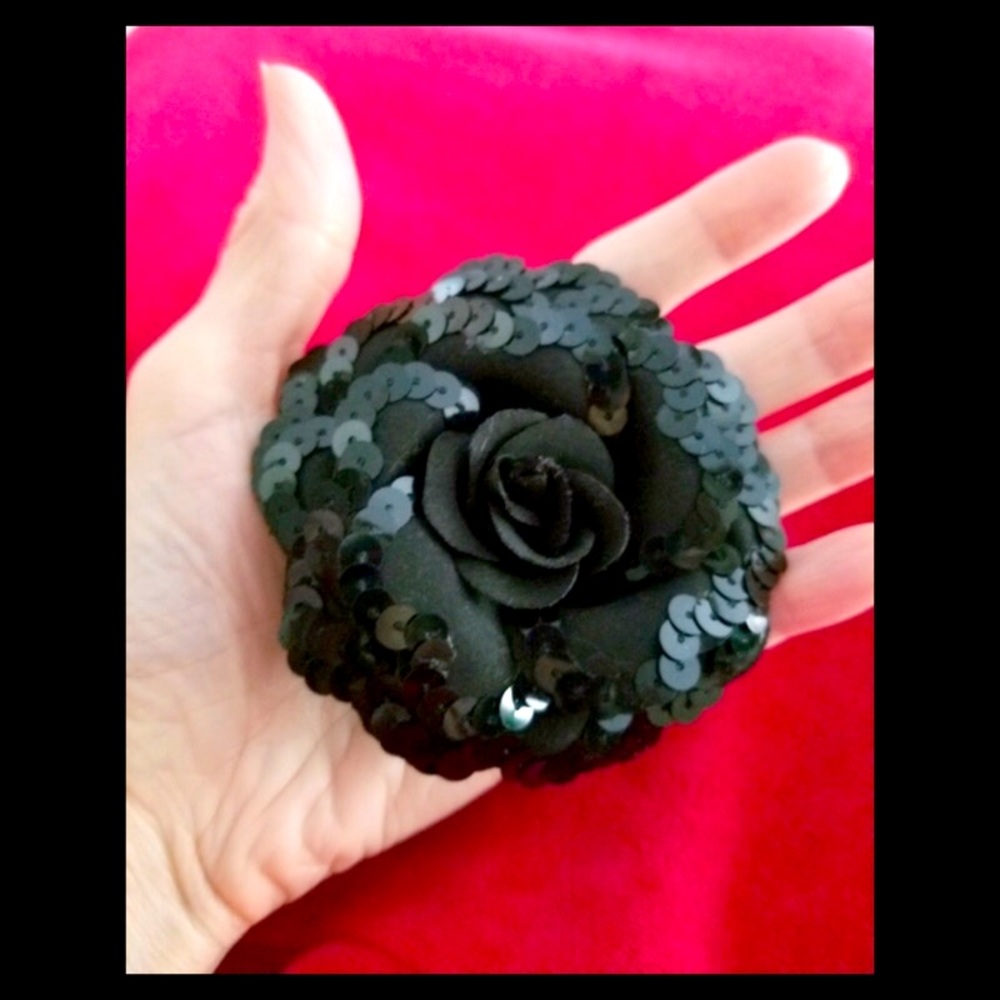 Vintage Y2K Pinup Goth Glam Black Sequin Rose Flower Hair Clip Pin Accessory